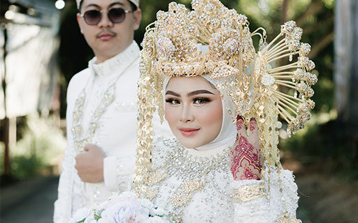 Wahyu & Kia