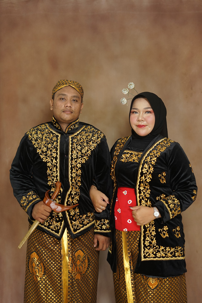 Arya & Norma 1