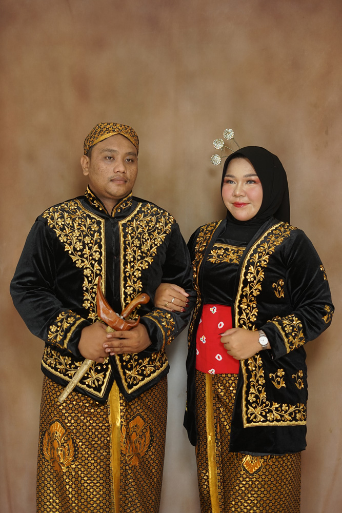 Arya & Norma 5