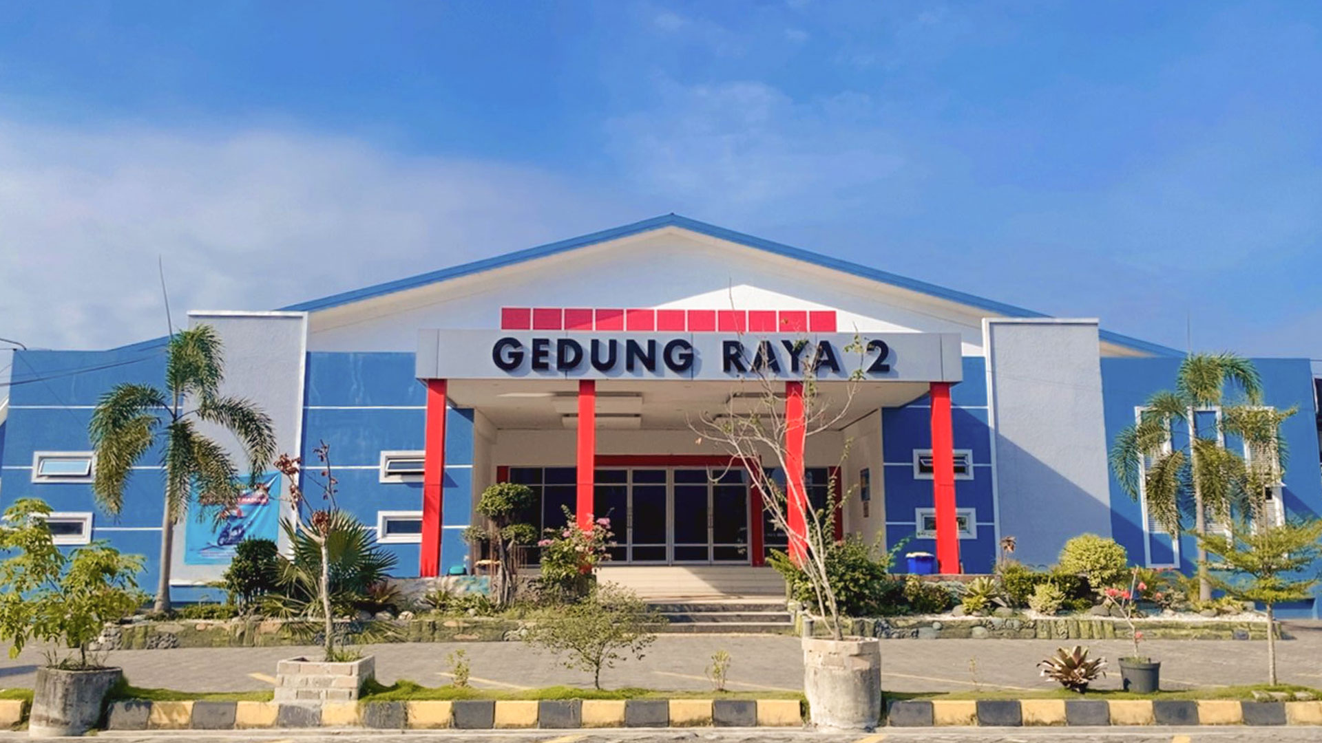 GEDUNG-RAYA-4